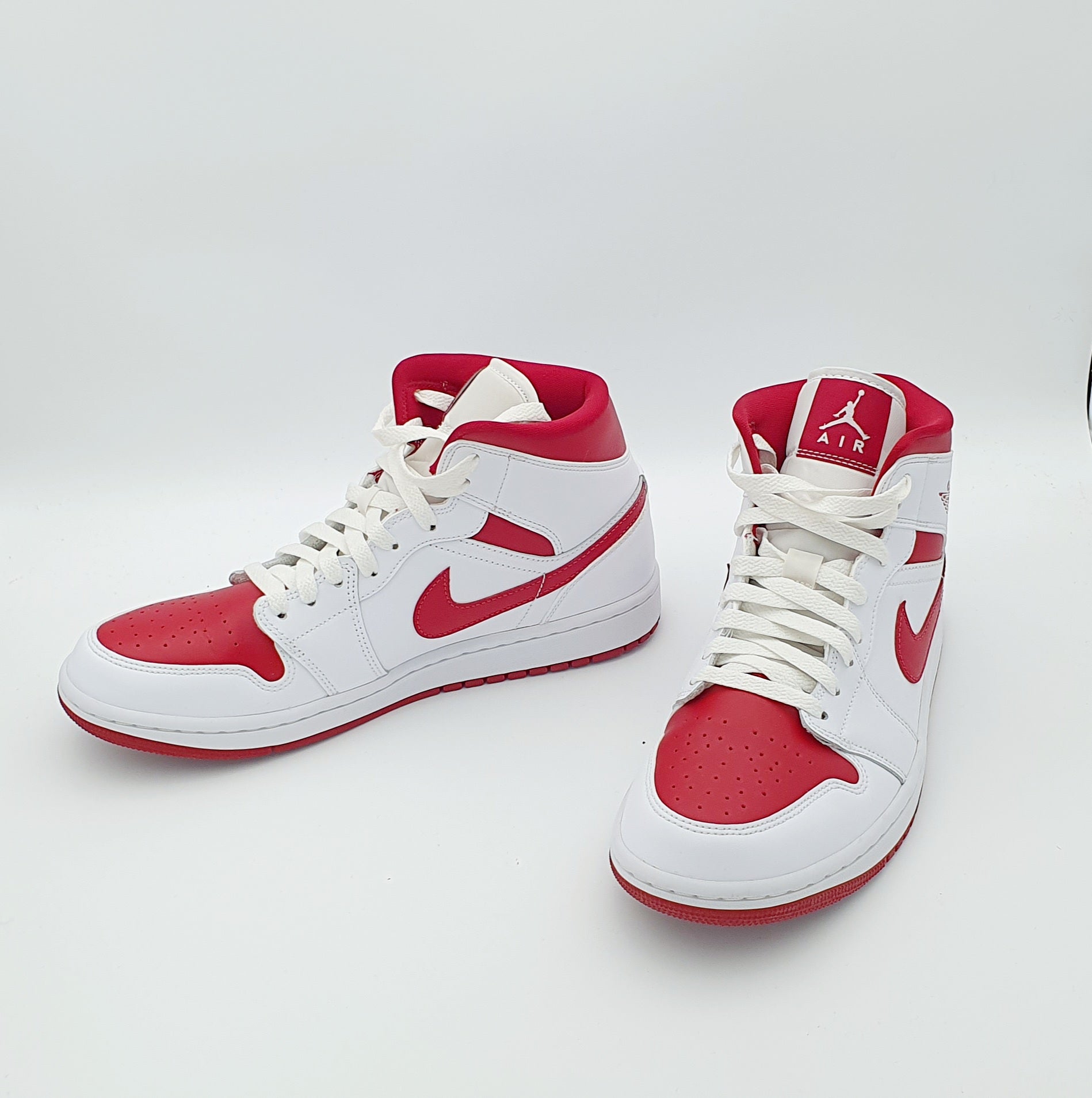 Nike Air Jordan 1 Mid Red White Gr. EU 42 27 cm diversica e.K